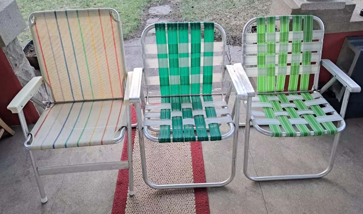 Vintage Aluminum Webbed Outdoor Patio Folding Lawn Chairs Lot of 3 Pool Porch