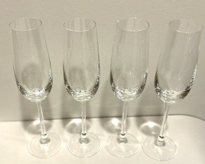 Macy's The Cellar Set of 4 Flute Glasses 4-6 oz. Slovakia Champagne