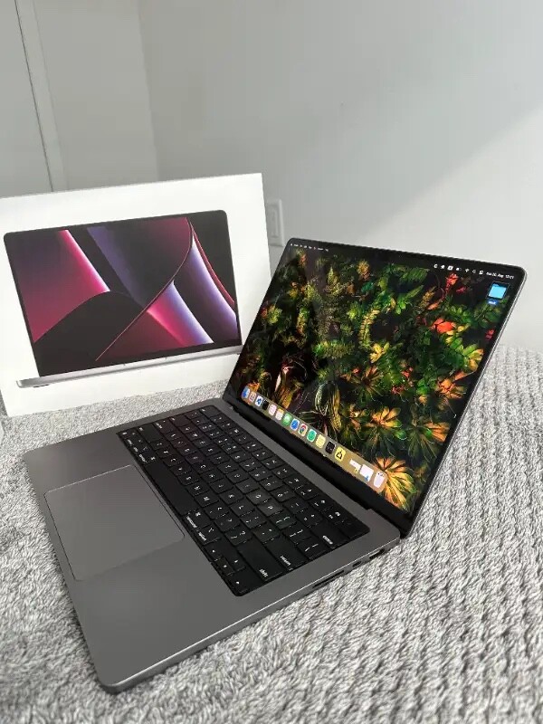 Apple MacBook Pro 14 Inch 2023 M2 Under Apple Warranty (+