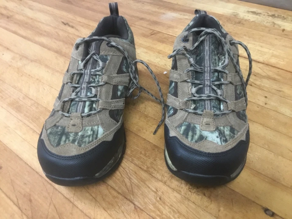 L.L. Bean Hiking, Hunting Shoe Boots-Camouflage Size 10.5 wide - Image 2 of 4