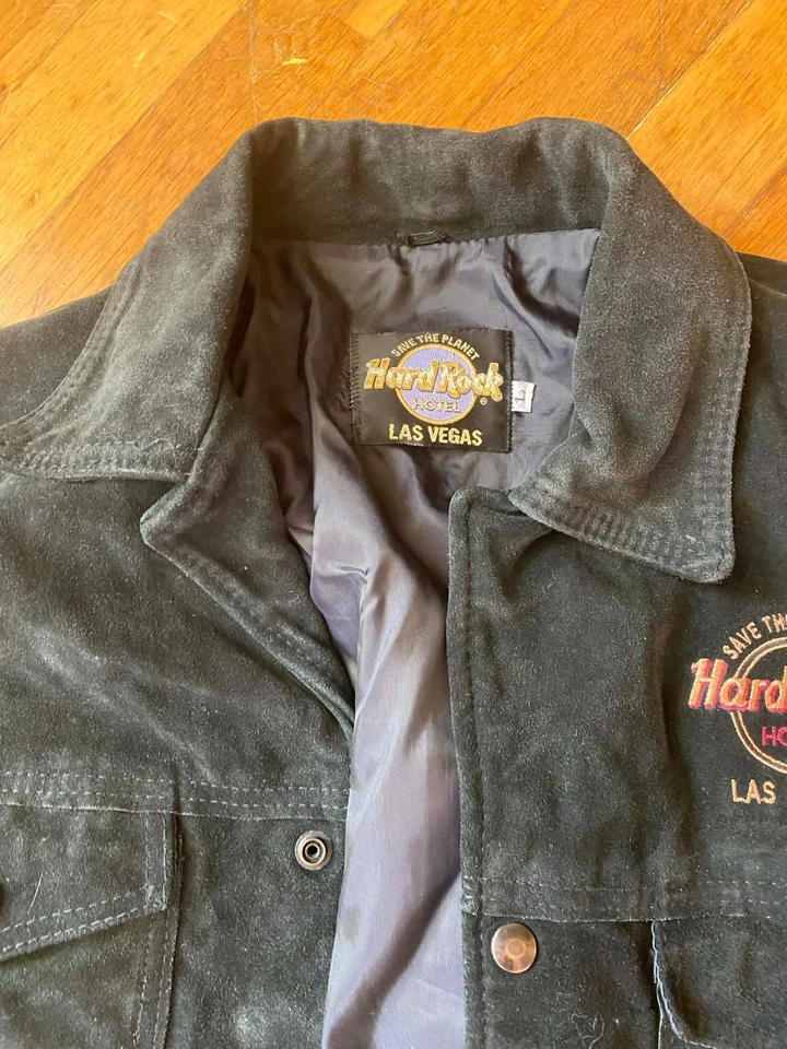 Vtg 80s Hard Rock Cafe Las Vegas Embroidered Black Suede Leather Trucker Jacket - Image 4 of 4