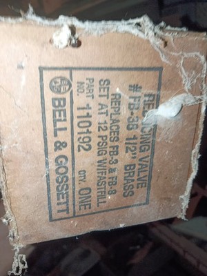 BELL and GOSSETT 368 SET AT 30LBS REDUCING VALVE 1/2'' BRASS *NEW IN BOX*