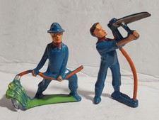 MANOIL VINTAGE 1940s SETOF 2 HAPPY FARM FIGURES M 41/6 SCYTHE M41/8 CUTTING 3"