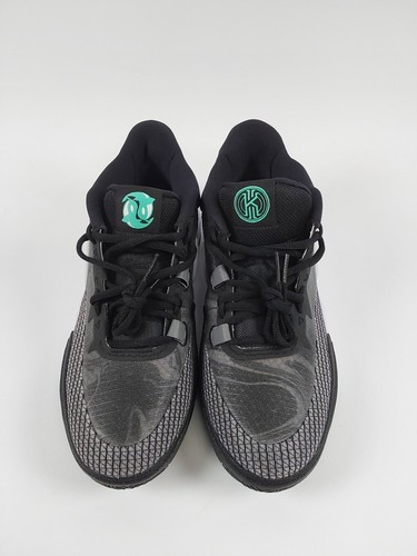 Nike Kyrie 8 GO Grade School Size 7Y - Picture 2 of 9