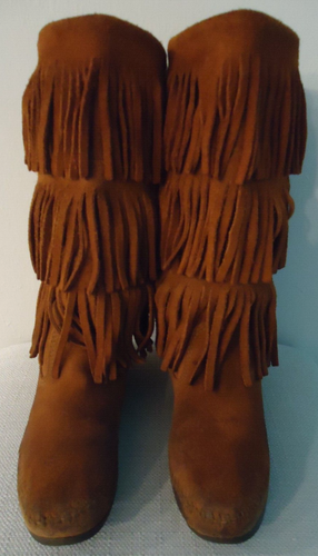 Minnetonka Moccasins Fringe Boots Women's 6 - Picture 2 of 7