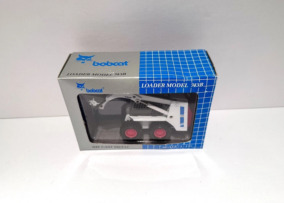 Wan Ho Melroe Co. 1:19 Bobcat Loader Model 743B Diecast Construction Equipment - Image 2 of 4