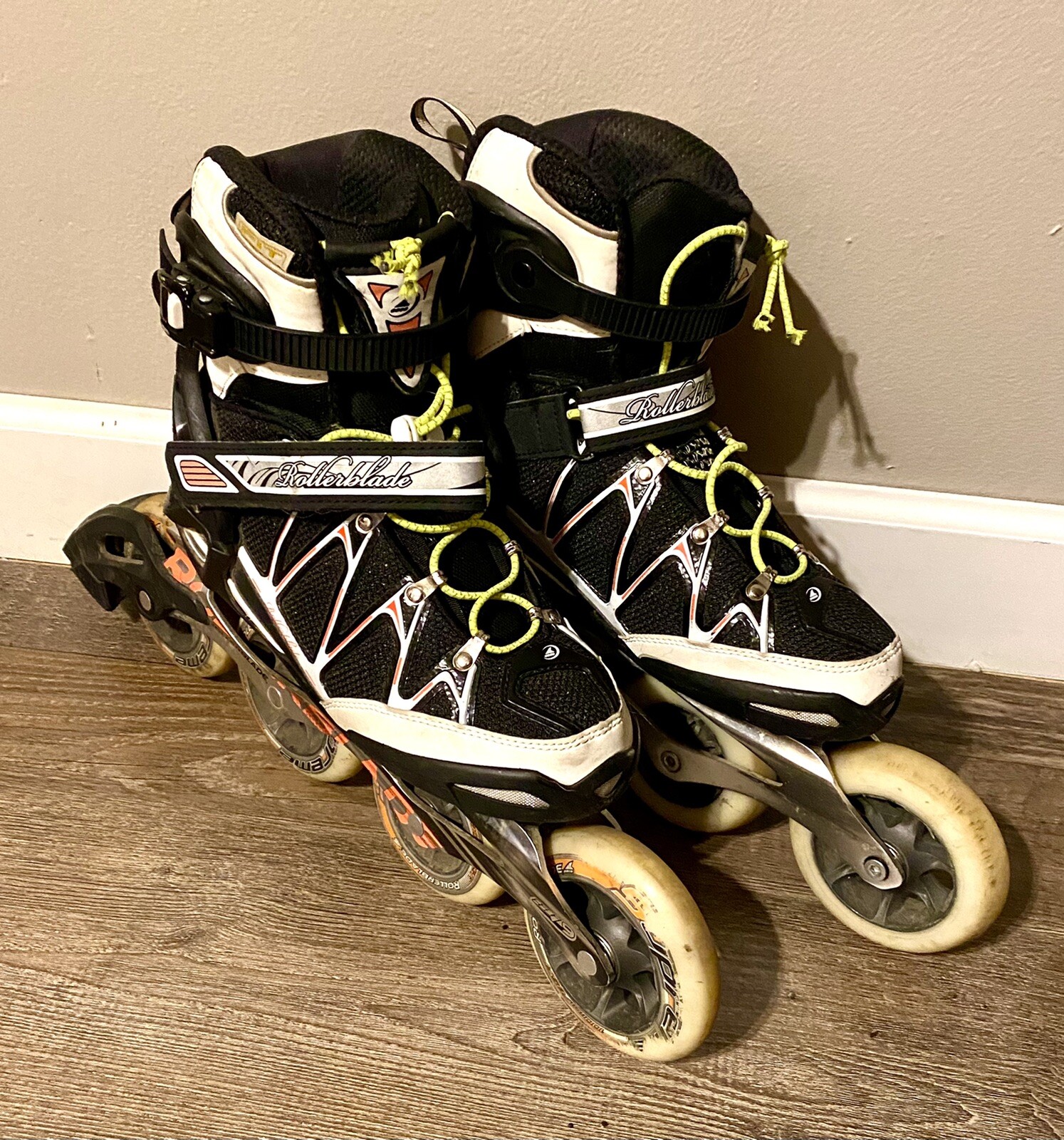 Roller Skates Supreme 100mm/85A Wheels 