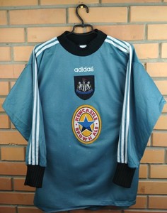 newcastle goalkeeper shirt 1996