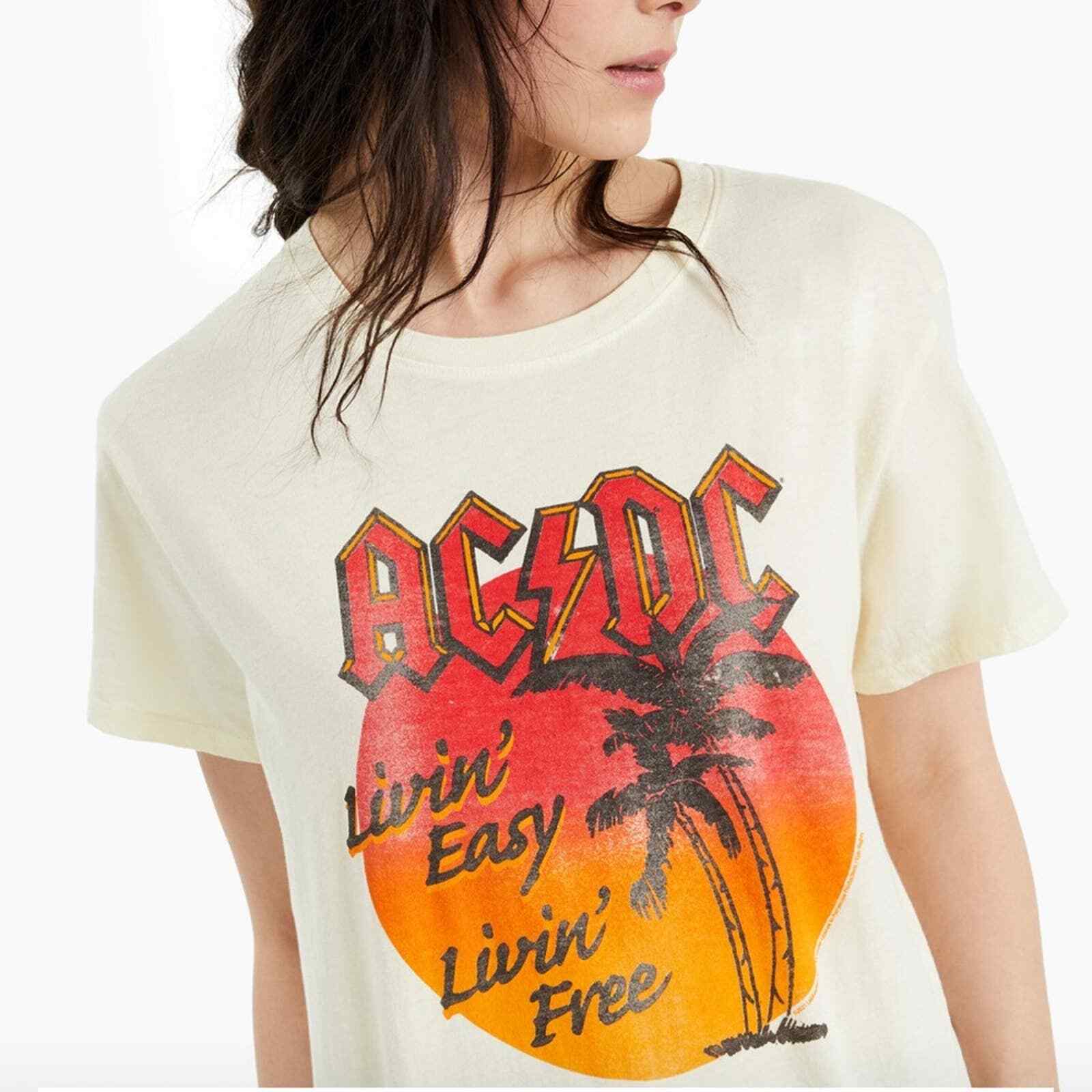 AC/DC by Junk Food Clothing Women's Distressed Graphic Print Tee T