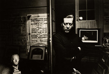 Jean Loup Sieff, Serge Lifar chez lui  Tirage argentique d'époque  24x35,5