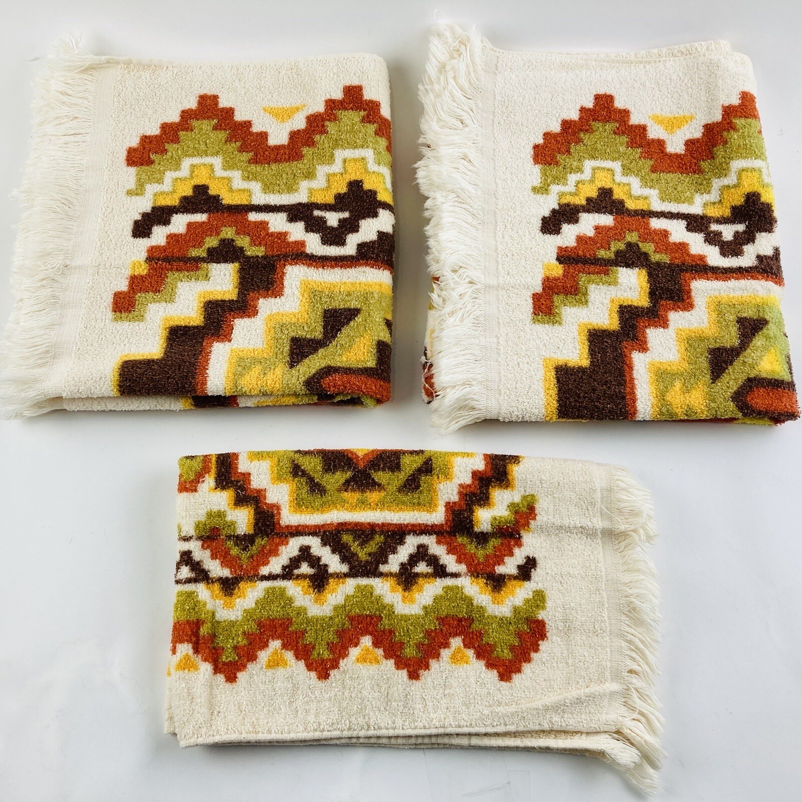 Vintage Dundee Towel Set Bath Body & Hand Golden Crown Southwestern