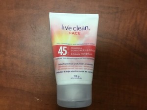 clean face sunscreen