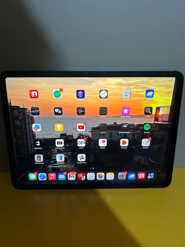 IPad Pro (11”) 1º Gen (256 GB) Argento - Immagine 4 di 4