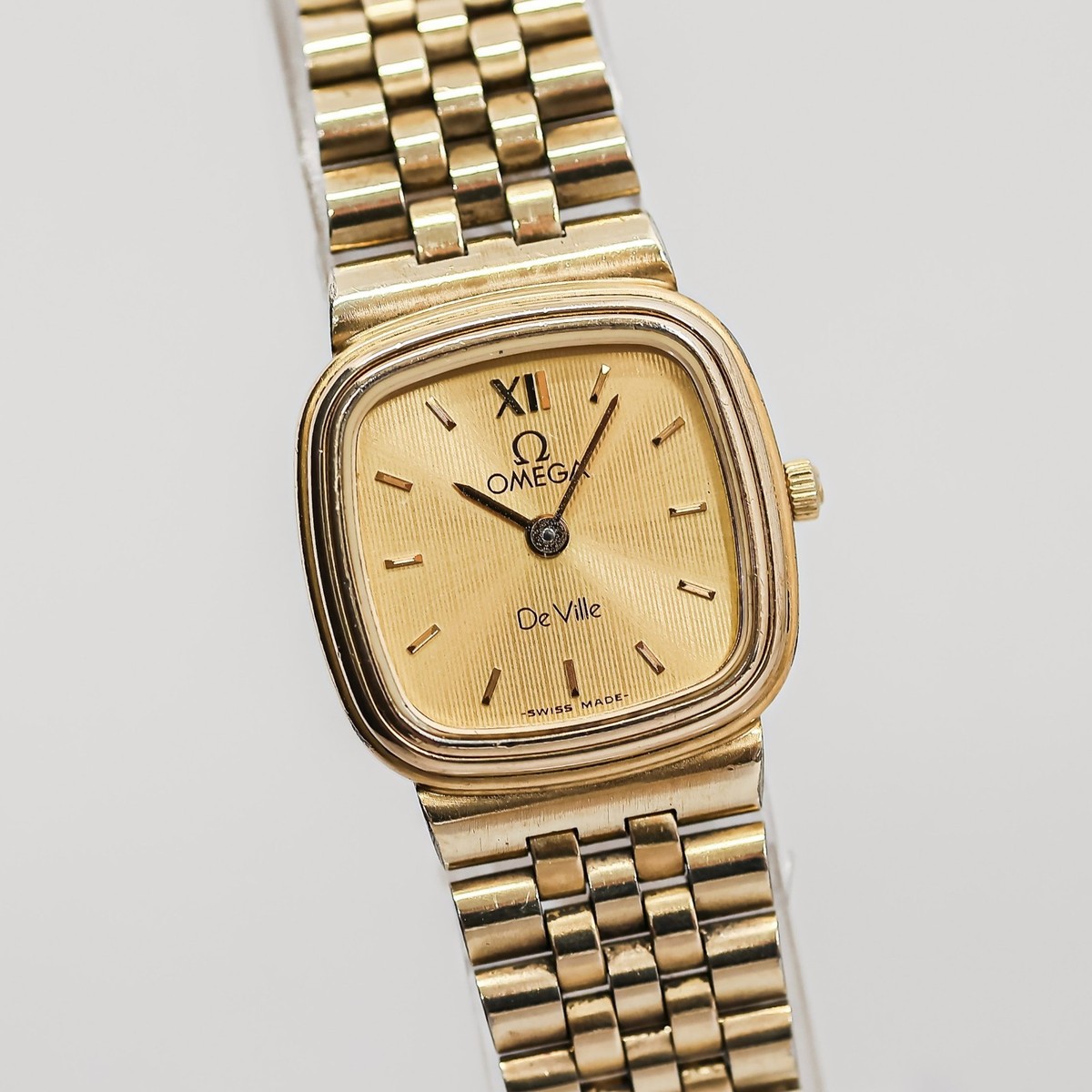 A*2様 10K RGP ゴールド オメガ　ヴィンテージ 10K RGP *NEAR MINT* Vintage 1984 OMEGA De Ville Cal.1375 Quartz
