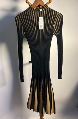 Akris Punto Black-Caramel Striped Wool Dress   Size 4 Retail $1,490
