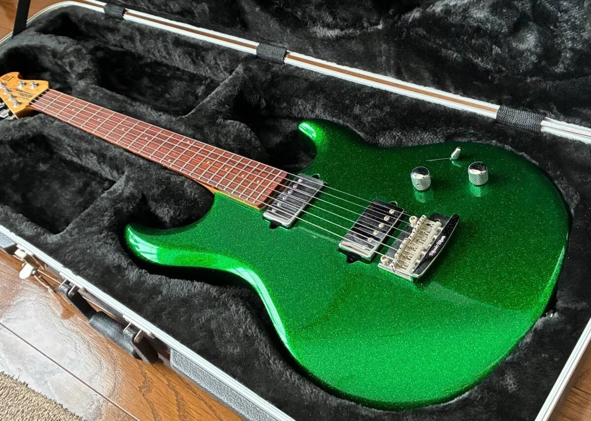 MUSICMAN Luke 3 Emerald Green Sparkle | eBay