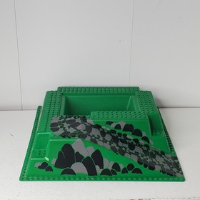Vintage LEGO Raised Baseplate 2552 From 6081 King&rsquo;s Mountain Fortress Green