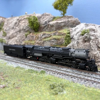 Locomotive à vapeur «Challenger» 3704 classe 3700, tender mazout, «250 ans USA», - Photo 1/4