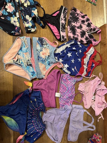 Girls Medium Swimwear
