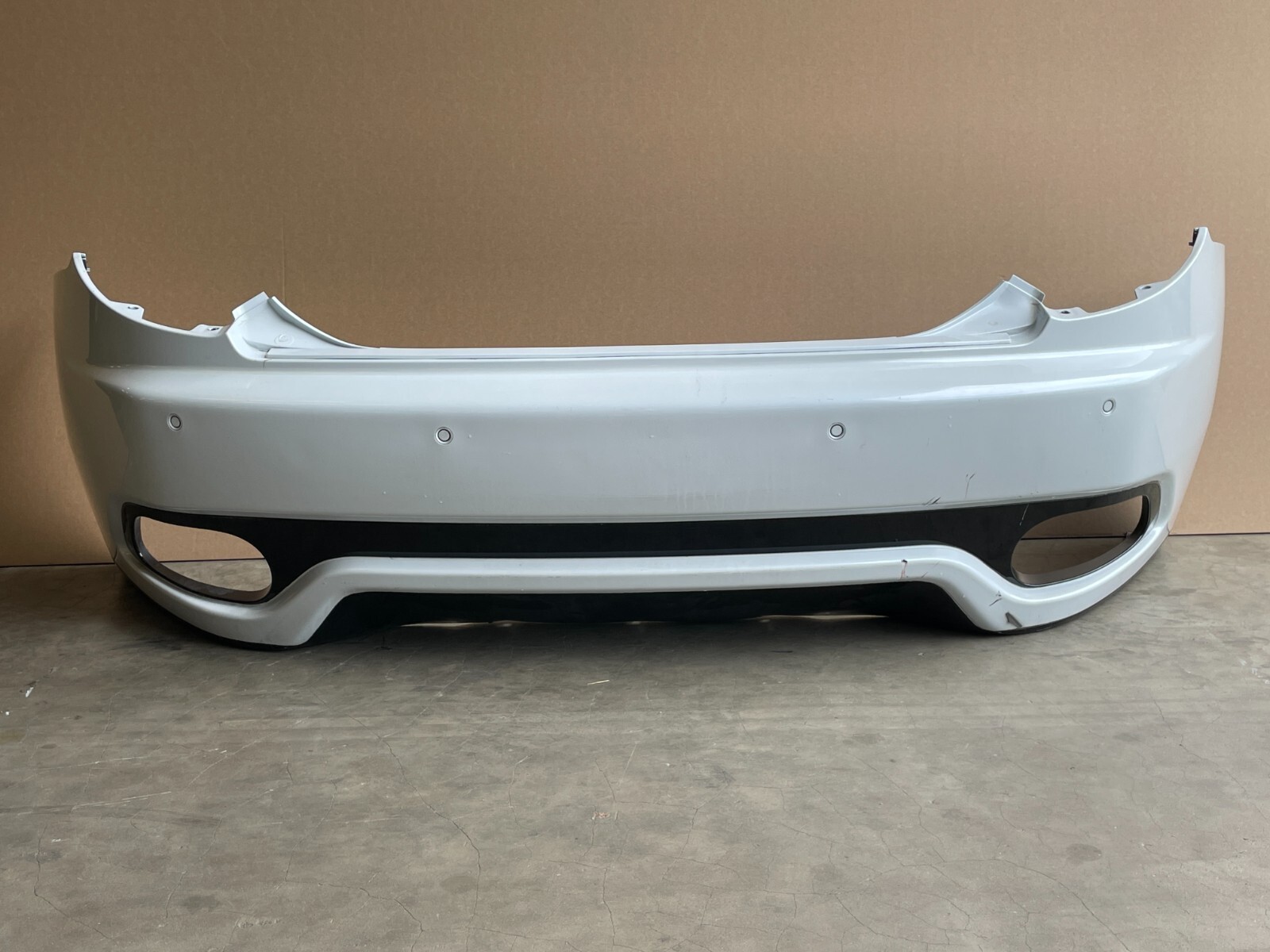 13 14 M145 Maserati Granturismo Sport Rear Bumper Complete *NOTE 1458 OEM