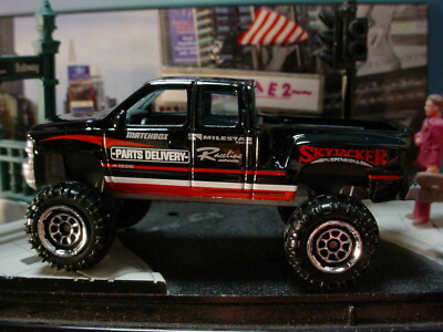 2021 MBX CITY DRIVERS Series CHEVEROLET SILVERADO 4x4   black truck   Matchbox
