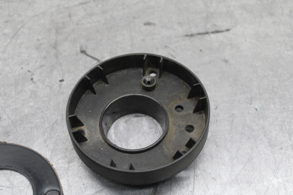 03-04 TRIUMPH DAYTONA 600 TANQUE DE COMBUSTIBLE TAPÓN DE GASOLINA SELLO BB745 Foto 4 de 4