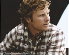 COUNTRY MUSIC SINGER DIERKS BENTLEY HAND SIGNED AUTHENTIC 8X10 PHOTO B w/COA