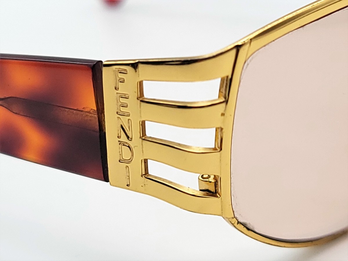 小物 FENDI Vintage Gold logo sunglasses Fendi Vintage Gold Tortoise Logo Sunglasses FS 214