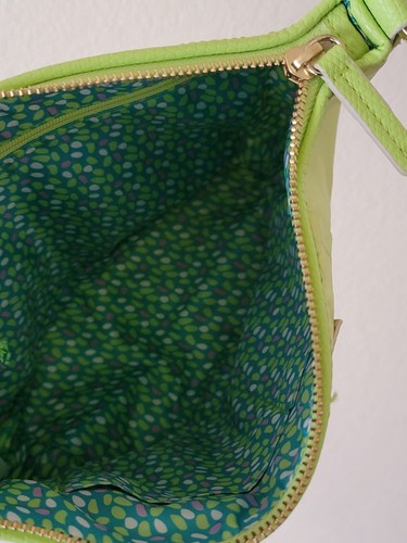 Vera Bradley Black Crossbody Green Bag . NWT - Picture 6 of 6