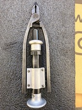 Snap On  WTG8A  Reversible SAFETY WIRE PLIERS