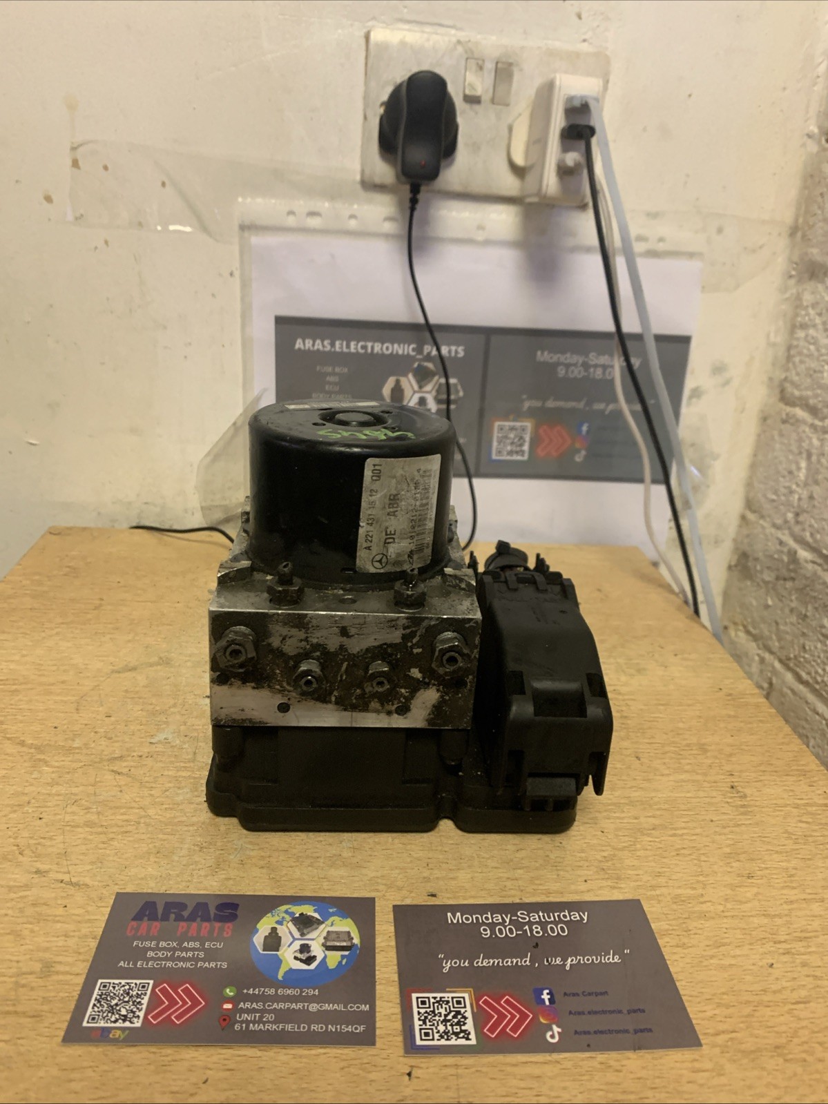 Mercedes ABS Pump A2214311512 A2215458732