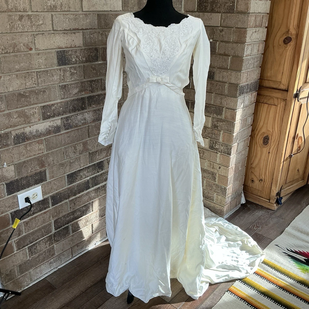 white wrap dress LESSLESS  Wrap silk dress in White XL