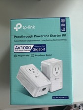 TP-Link TL-PA7017P AV1000 Gigabit Passthrough Powerline Starter Kit