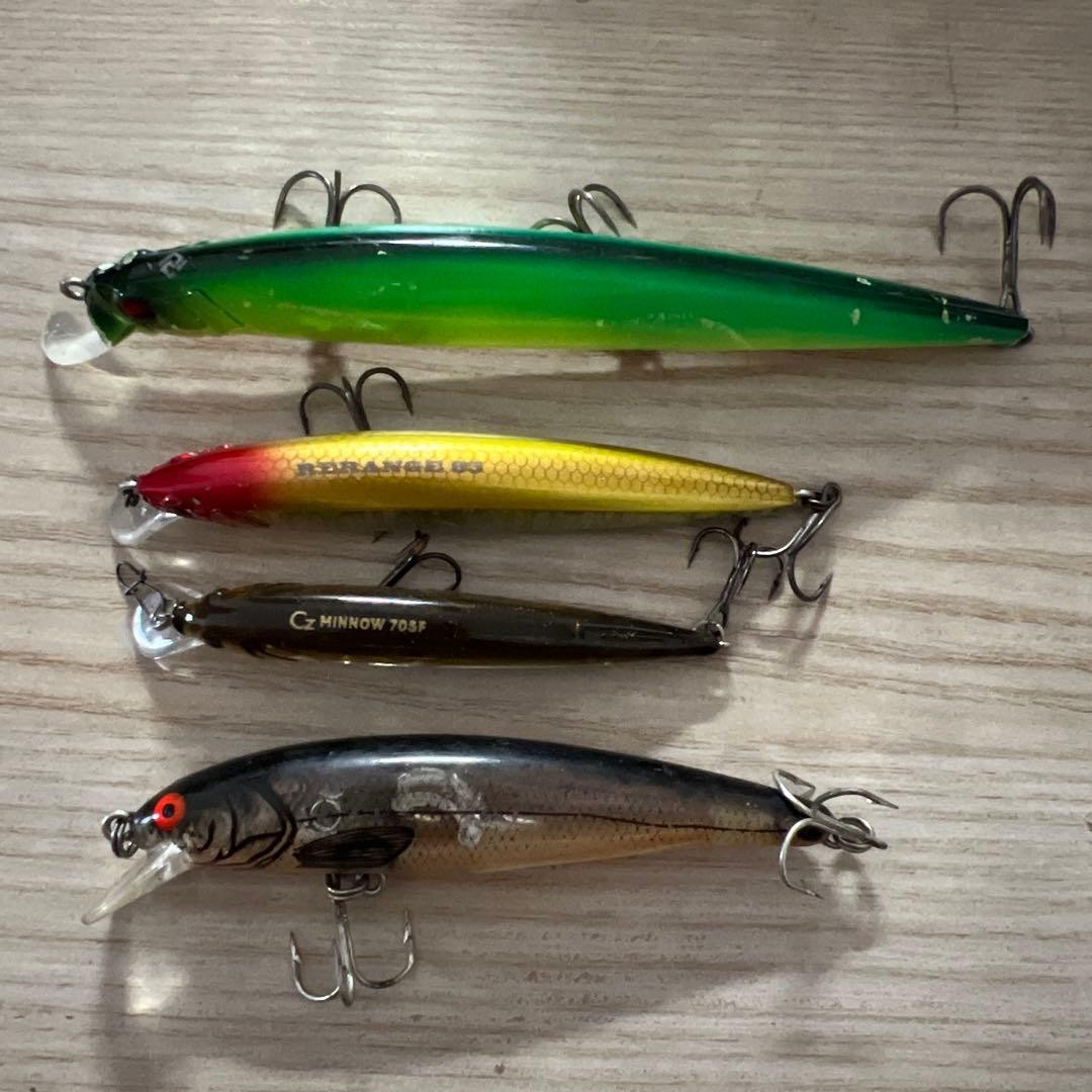 Bass Fishing Lure Set - 4 Poppers, Rare Old Bomber, Spring Baits, Used - Image 3