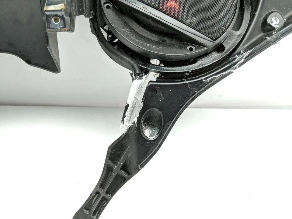 12 Carenado de altavoz interior superior delantero Yamaha V Star XVS1300 CT Foto 2 de 4