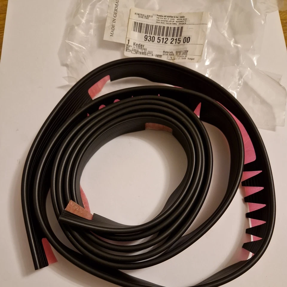 PORSCHE 911 TURBO 930 REAR SPOILER TO DECK LID SEAL NEW 930 512 215 00 GENUINE - Image 4 of 4