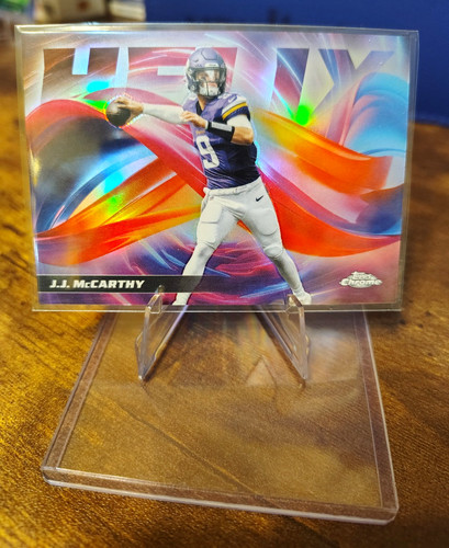 J.J. McCarthy #HX-22 card