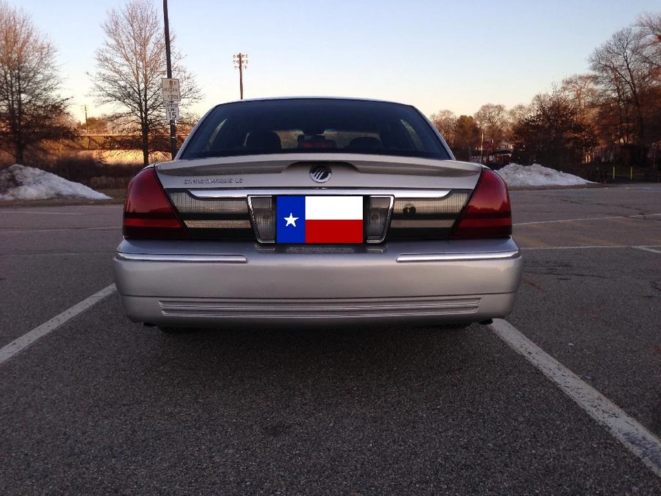 Spoiler 适用于 98 - 2008 福特 Crown Vic Marauder Grand Marquis 着色任何颜色 — 第 4/4 张图片