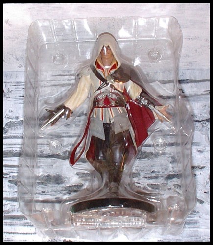2009 _ PS3 _ ASSASSIN'S CREED 2 / EZIO WHITE VERSION FIGURE+BOX+ART BOOK - Picture 8 of 8