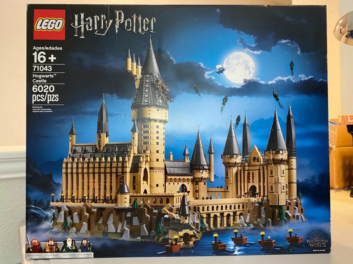 LEGO Harry Potter Hogwarts Castle Toy 71043