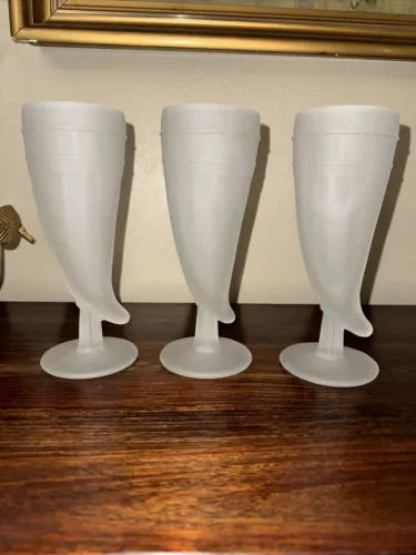 Vintage Set Of 3 Tiara Exclusives Frosted White Horn Pilsner Glasses 8" Tall