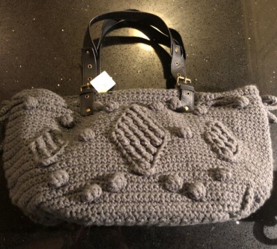 Madison 88 Gray Knit Tote Bag Expandable Sides Magnetic Closure Double  Straps