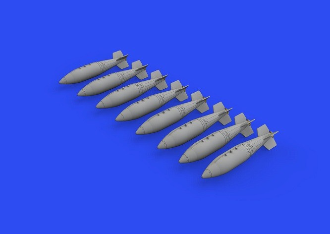 Eduard Accessories 672278 - 1:72 British 1000Lb Retarded Bombs W-960 Fuse - New