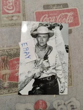 WAGON TRAIN TV SHOW STAR, DENNY MILLER AS DUKE SHANNON GLOSSY B&W 4X6 PHOTO