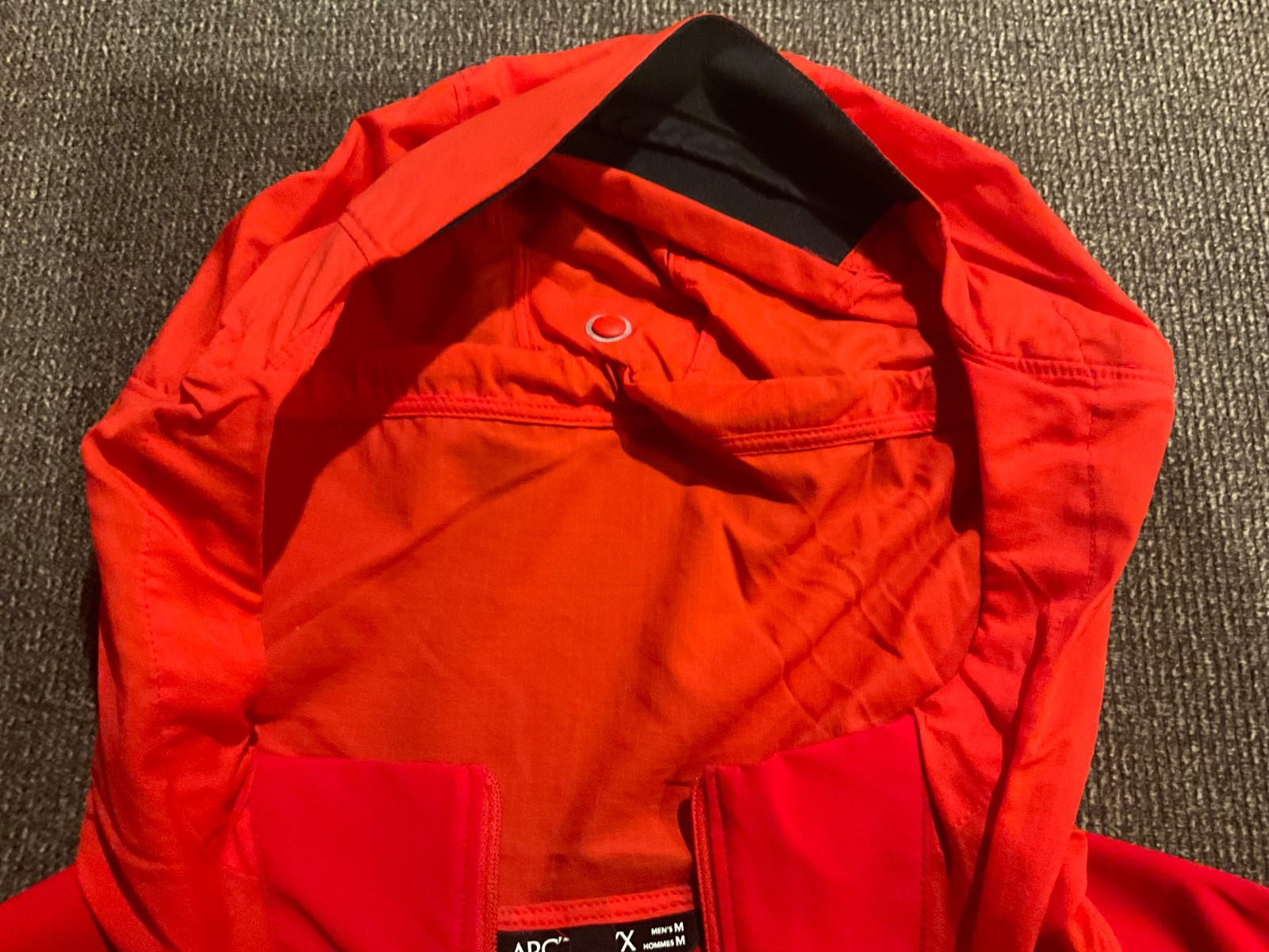 Arc'teryx Psiphon SL Pullover - M - Solid Red - image 4