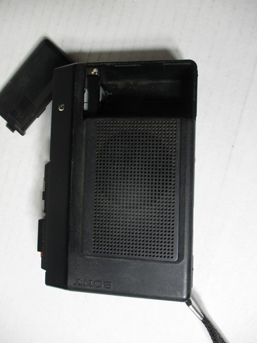 RICAMBI/RIPARAZIONI Sony Cassette-Corder TCM-5 Registratore Portatile - Foto 5 di 7