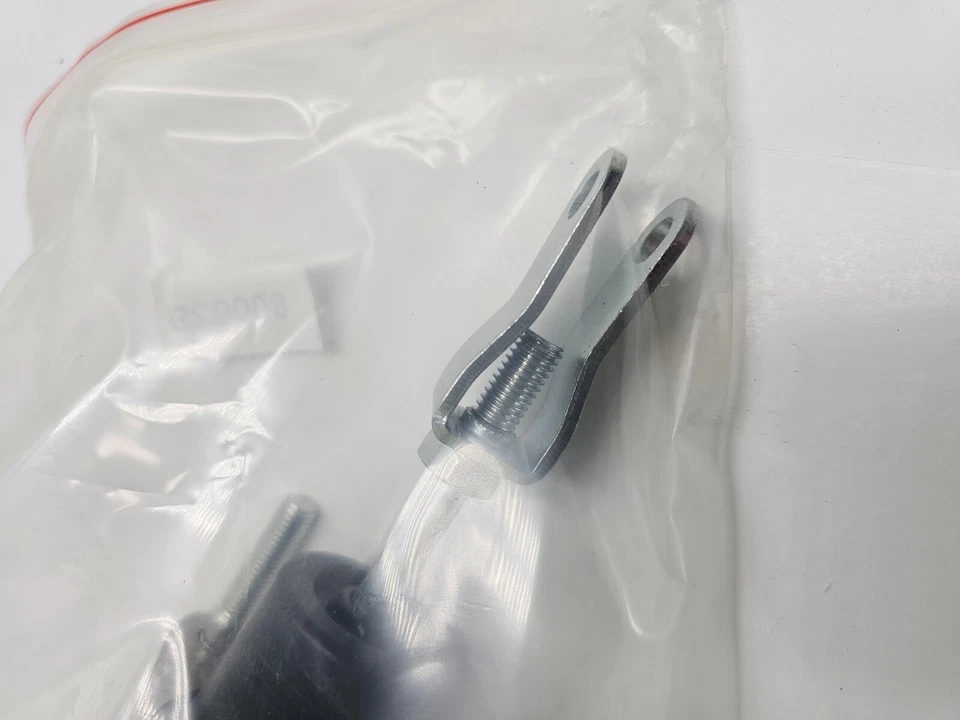 Cilindro maestro de embrague LuK LMC435 para Nissan Sentra 2000-2006 Foto 3 de 4