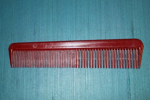 VERY RARE John Lennon ROCK 'N' ROLL Apple RED Promotional Comb SK 3419 1975 - Picture 2 of 3