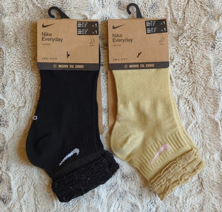 2 Pairs Nike Ruffle Shuffle Ankle Socks NWT eBay