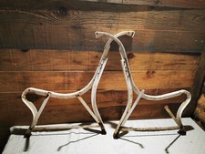 ANCIENNE PAIRE  PIEDS DE BANC DE JARDIN EN FER FORGE